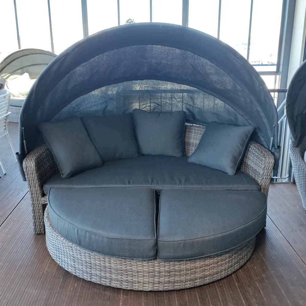 KruunuDesign Aurinkotuolit Ja Aurinkopedit<Cannes-aurinkopeti