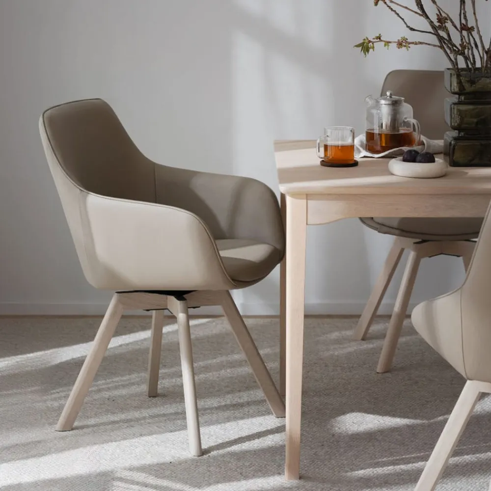 Rowico Home Ruokapöydän Tuolit|Pyörivät Tuolit<Rowico Alison-käsinojatuoli, nahka
