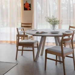 Rowico Home Ruokapöydät|Jatkettavat Pöydät<Rowico Clapperton-ruokapöytä, pyöreä